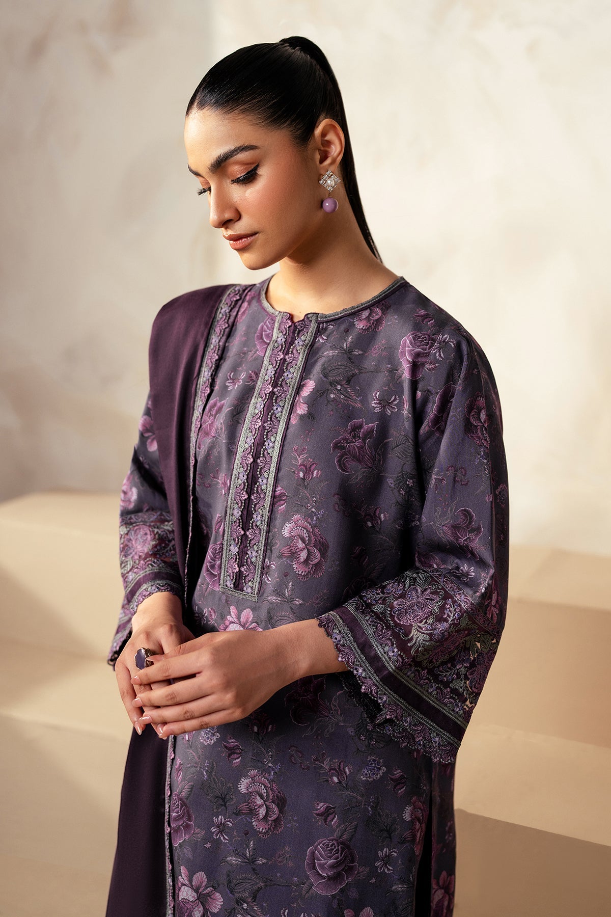 EMBROIDERED KHADDAR UF-4026