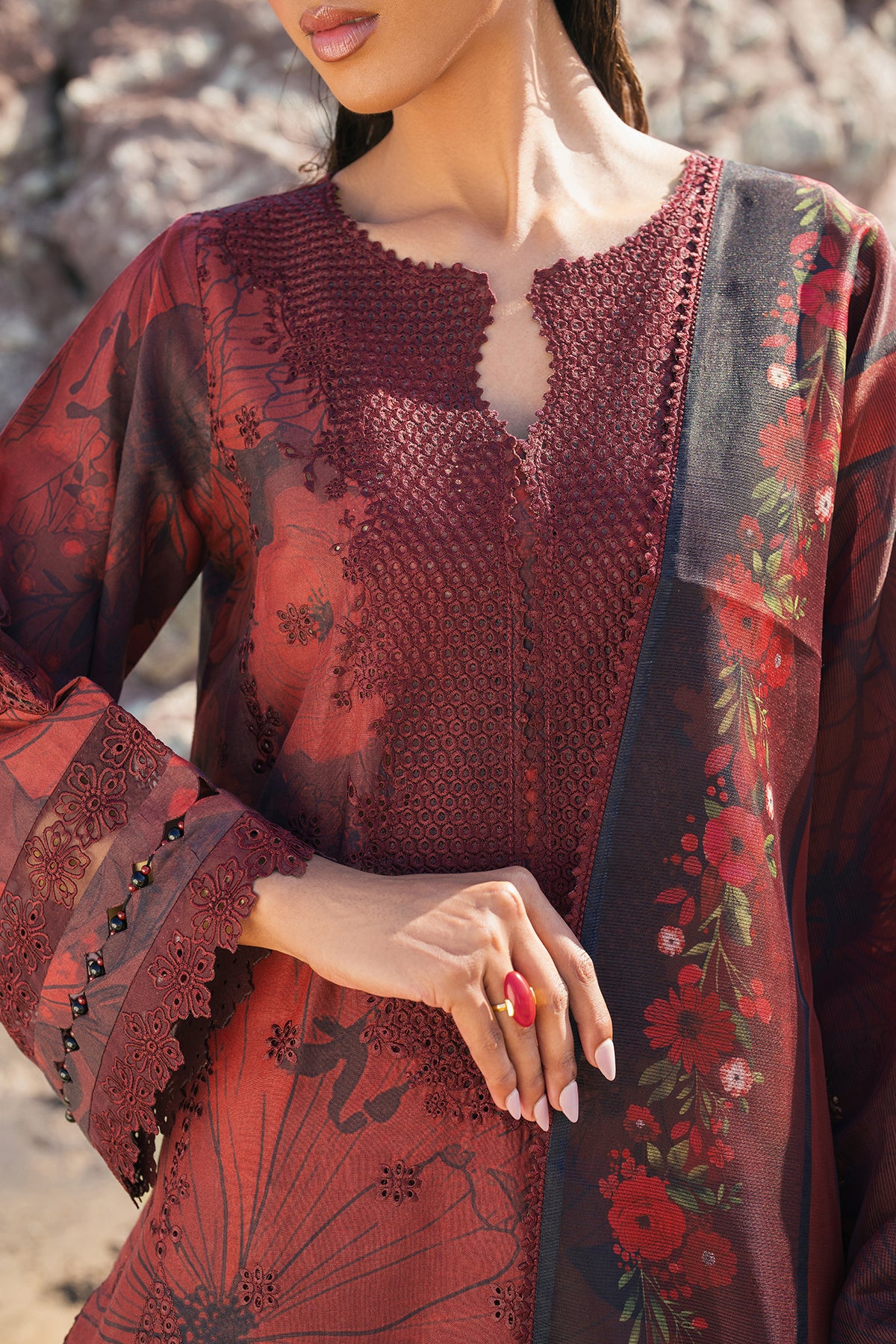 EMBROIDERED PRINTED LAWN UF-4117
