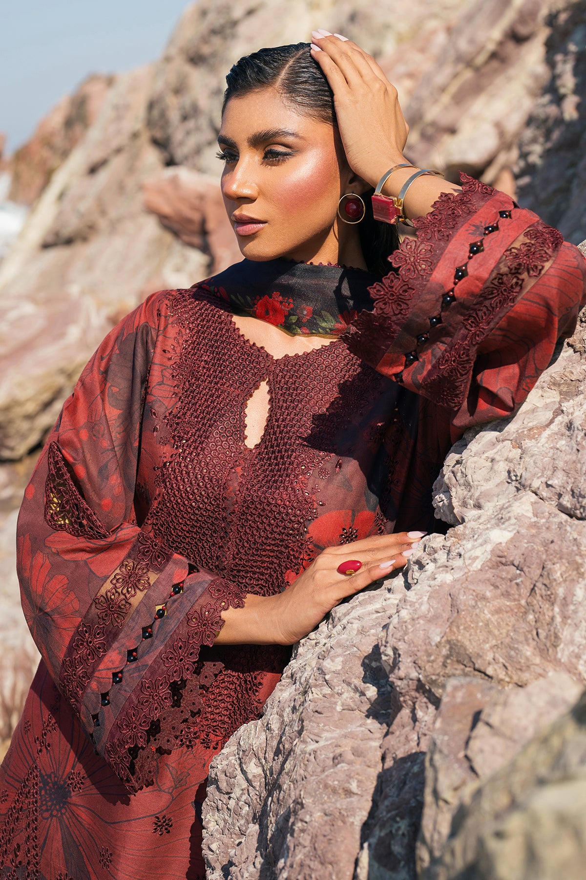 EMBROIDERED PRINTED LAWN UF-4117
