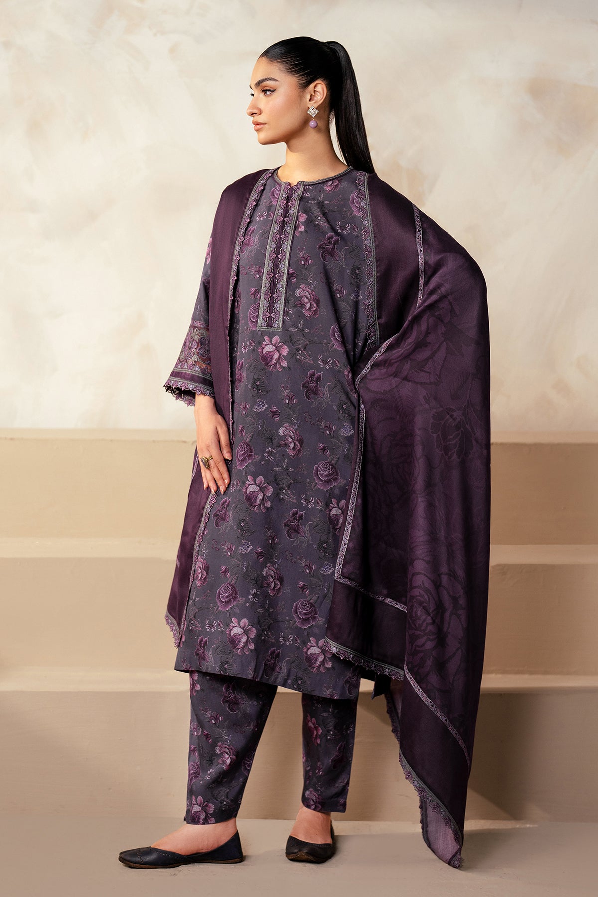 EMBROIDERED KHADDAR SF-4026