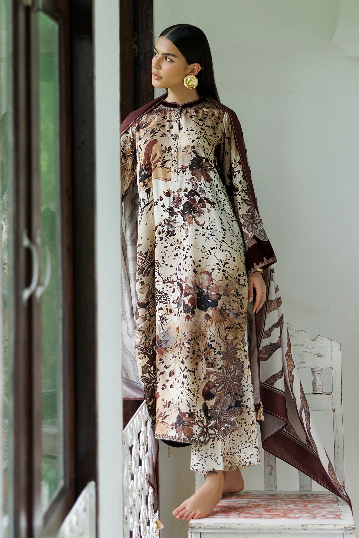 EMBROIDERED VISCOSE SILK SF-4589