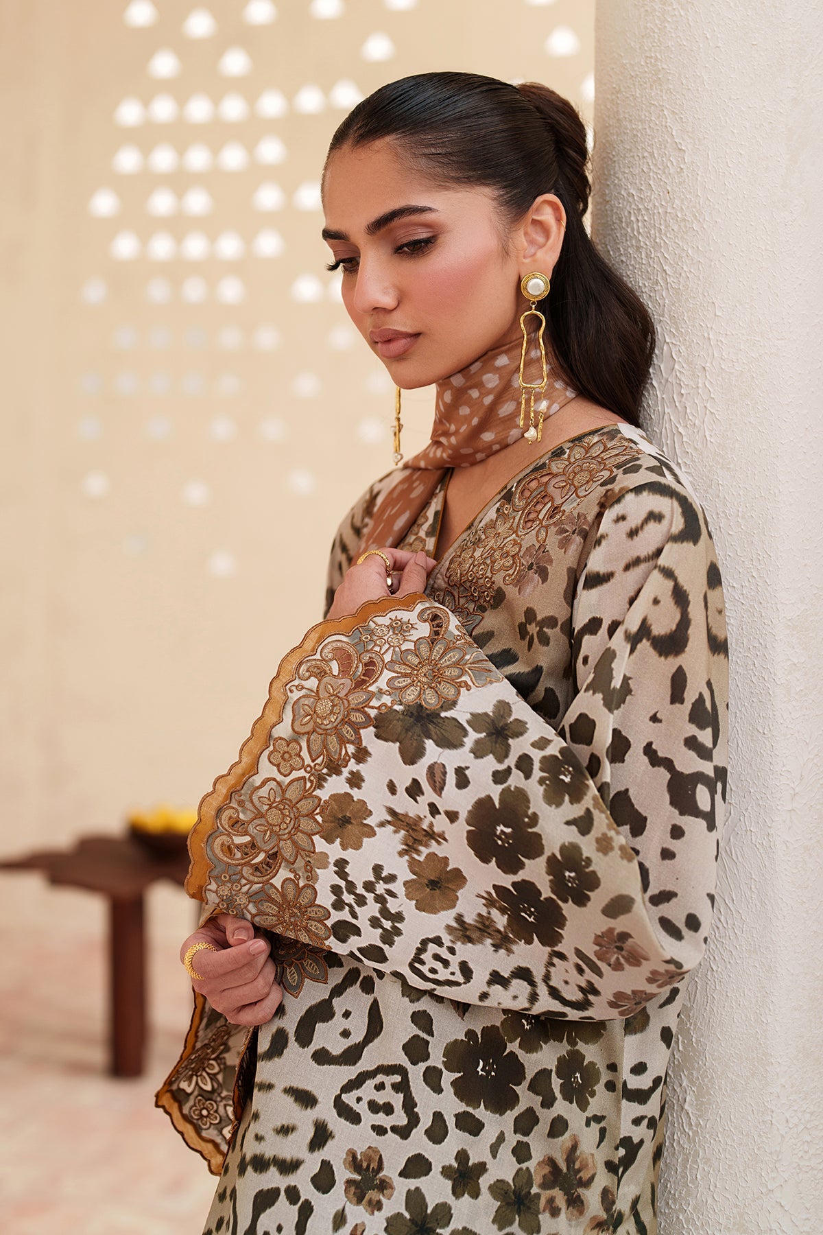 EMBROIDERED LAWN SF-4408