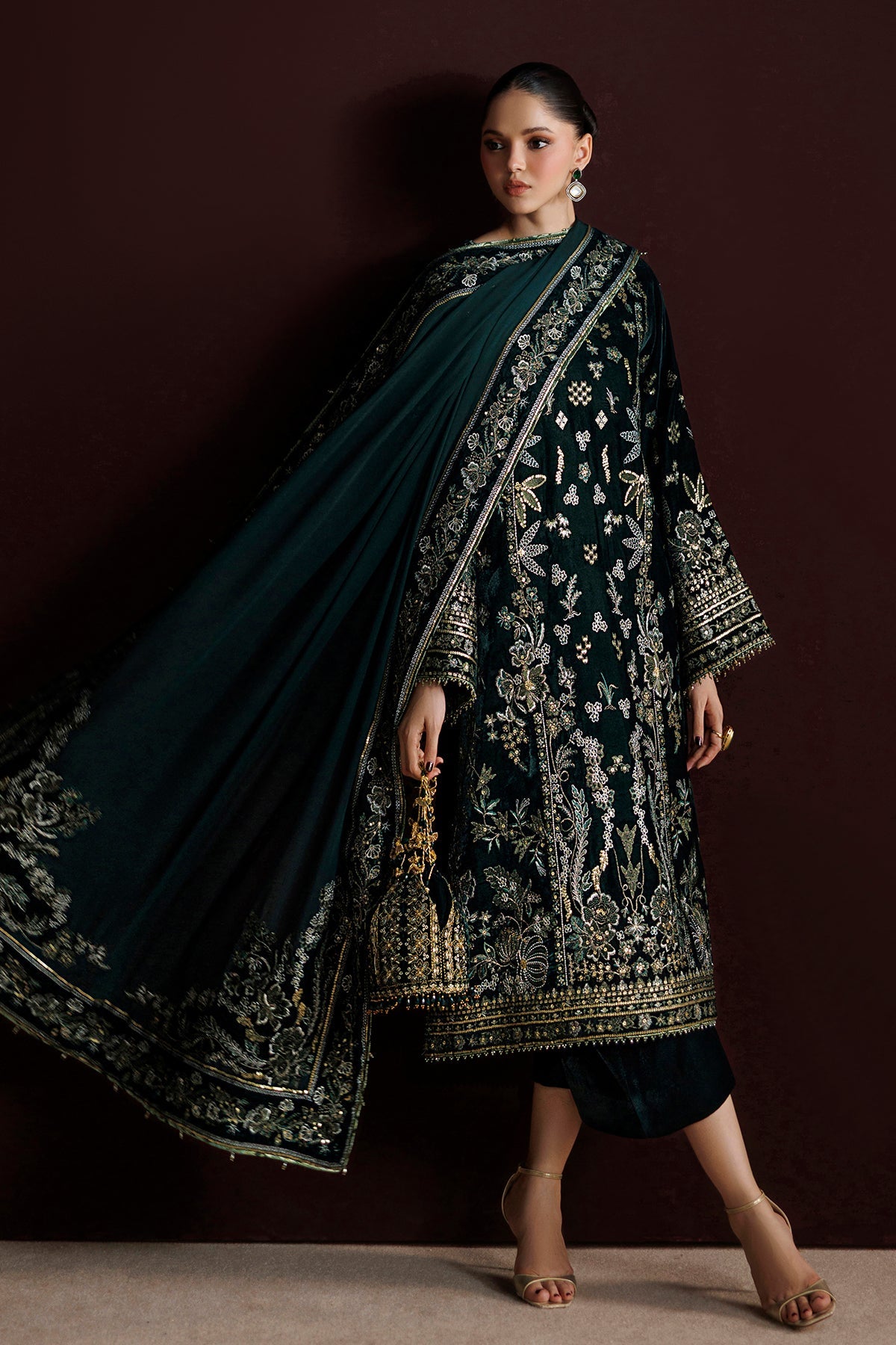 EMBROIDERED VELVET SF-4554