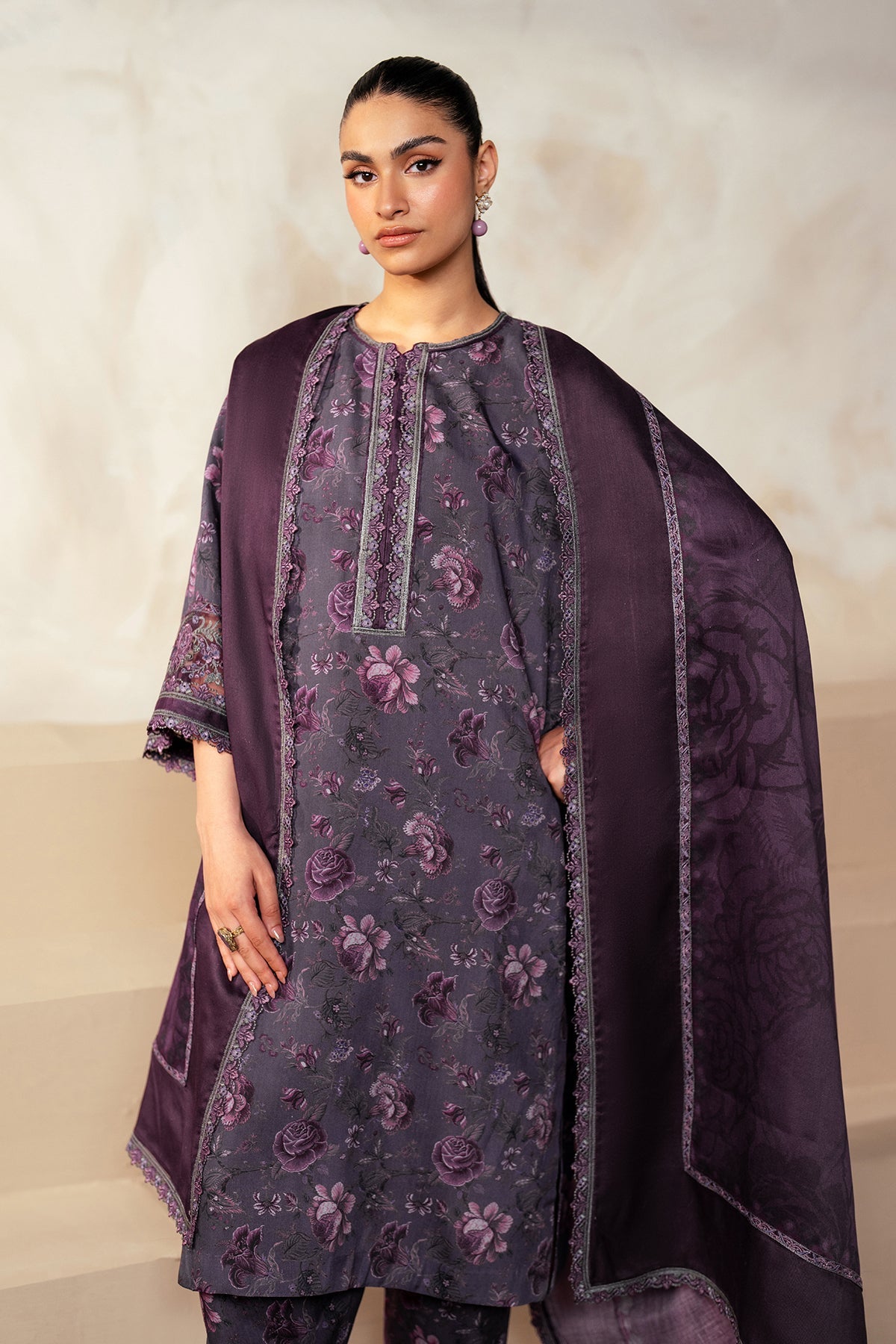 EMBROIDERED KHADDAR UF-4026