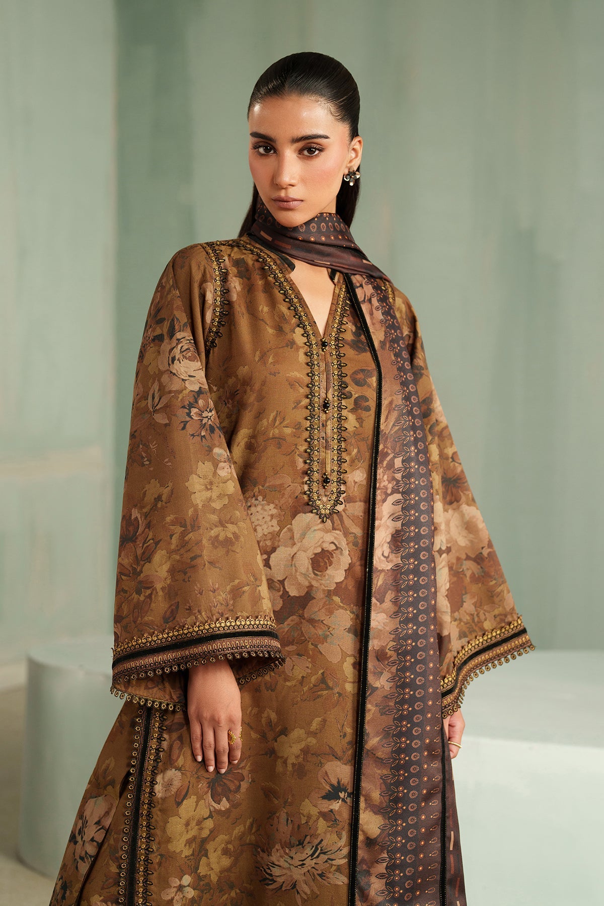 EMBROIDERED KHADDAR UF-4324