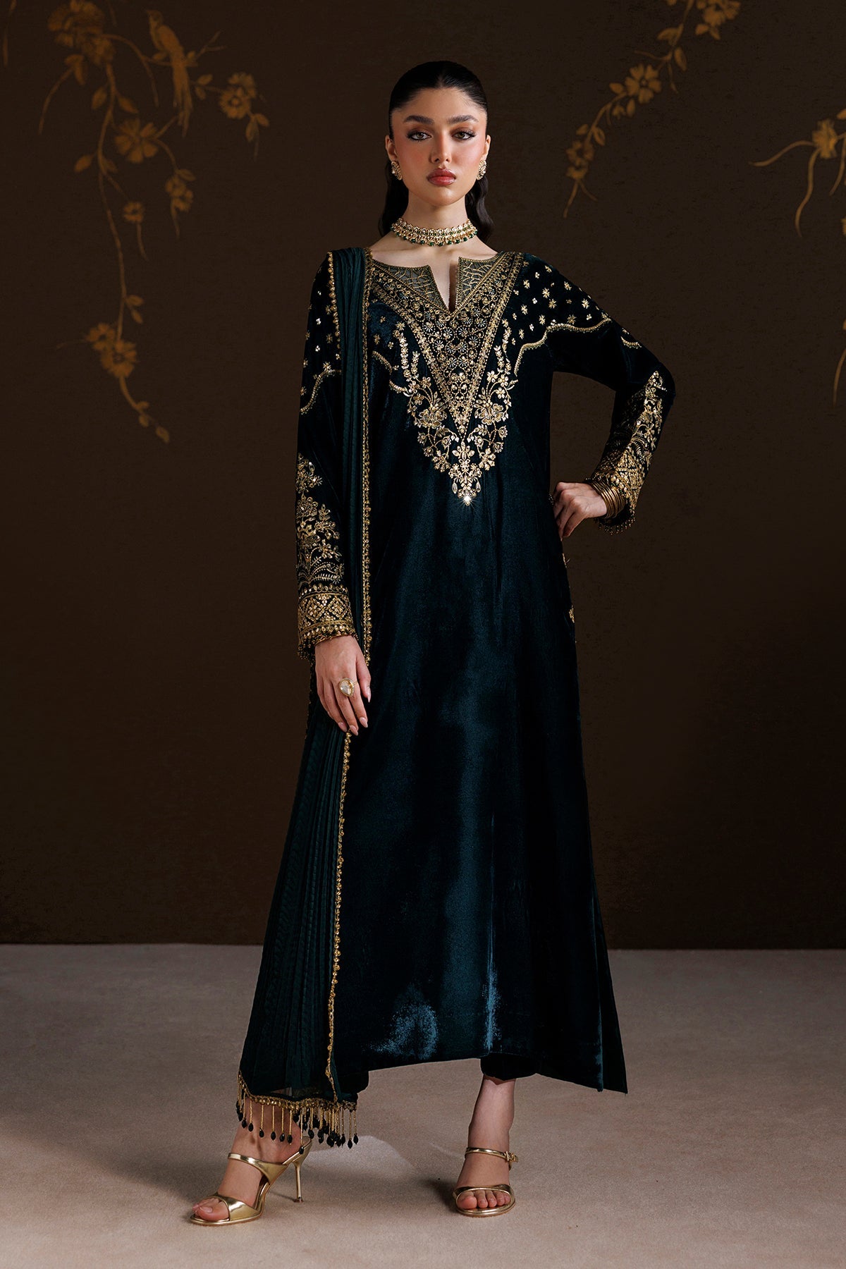 EMBROIDERED VELVET PR-1415