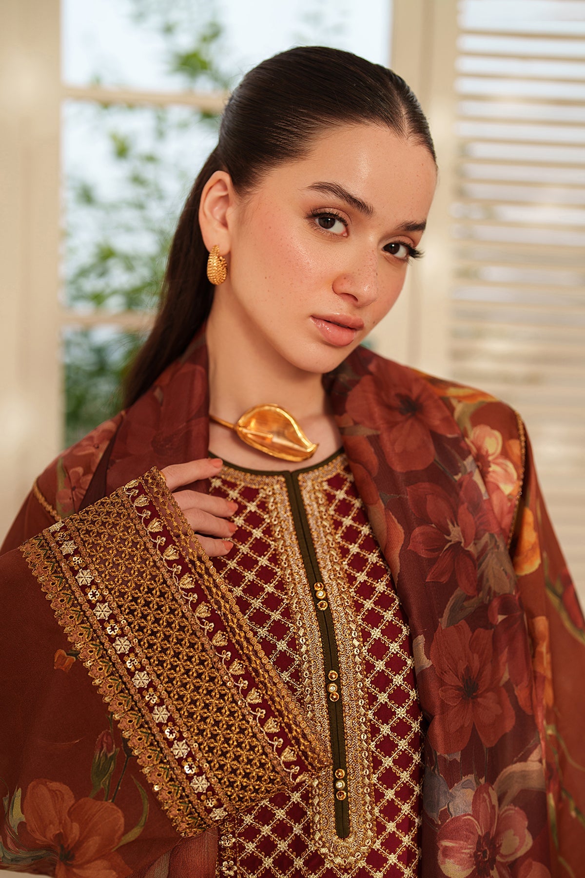 EMBROIDERED LAWN UF-4409