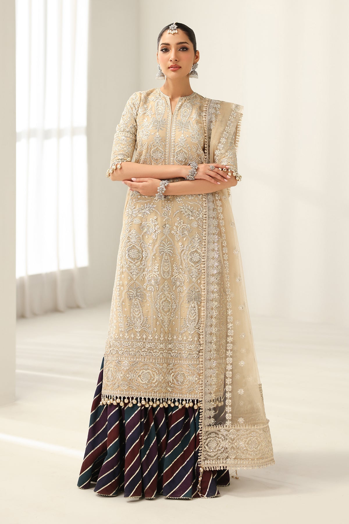 Net.sf EMBROIDERED NET SF-4183