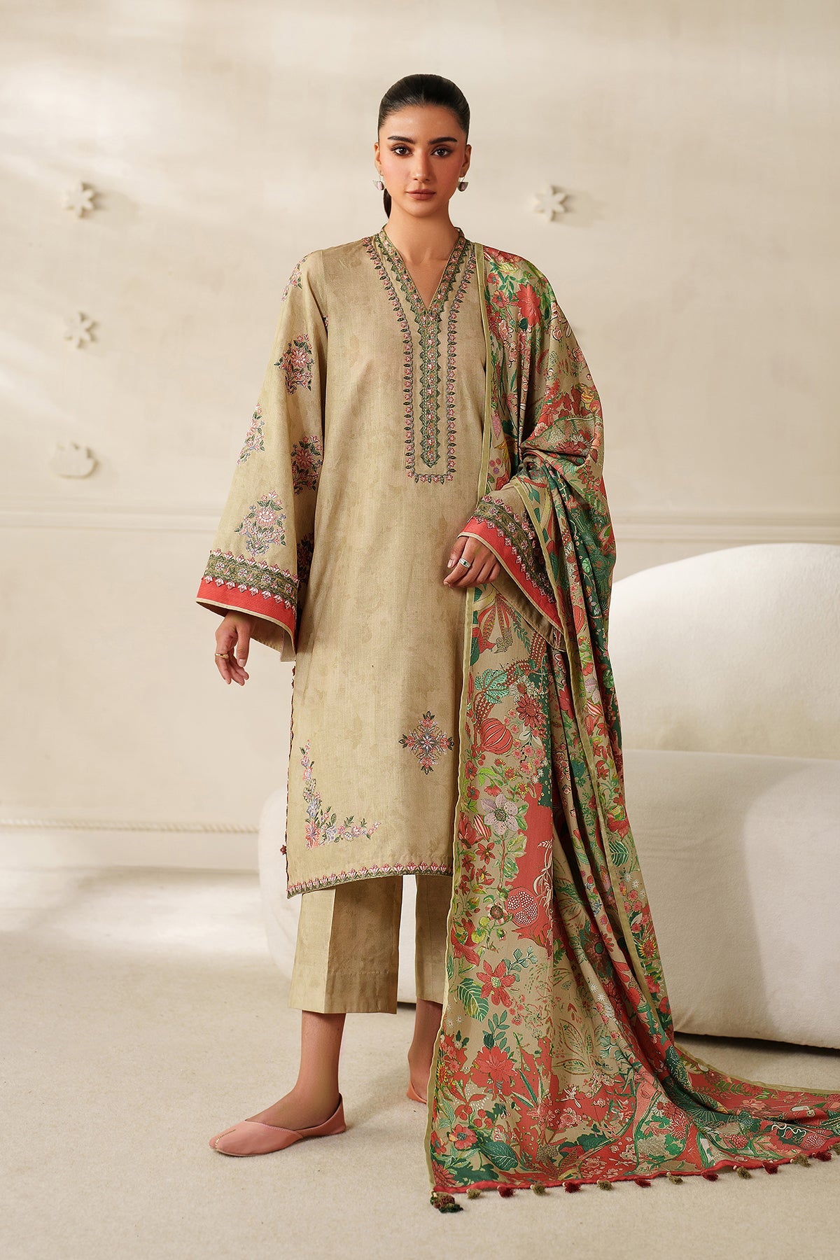 EMBROIDERED KHADDAR UF-4342