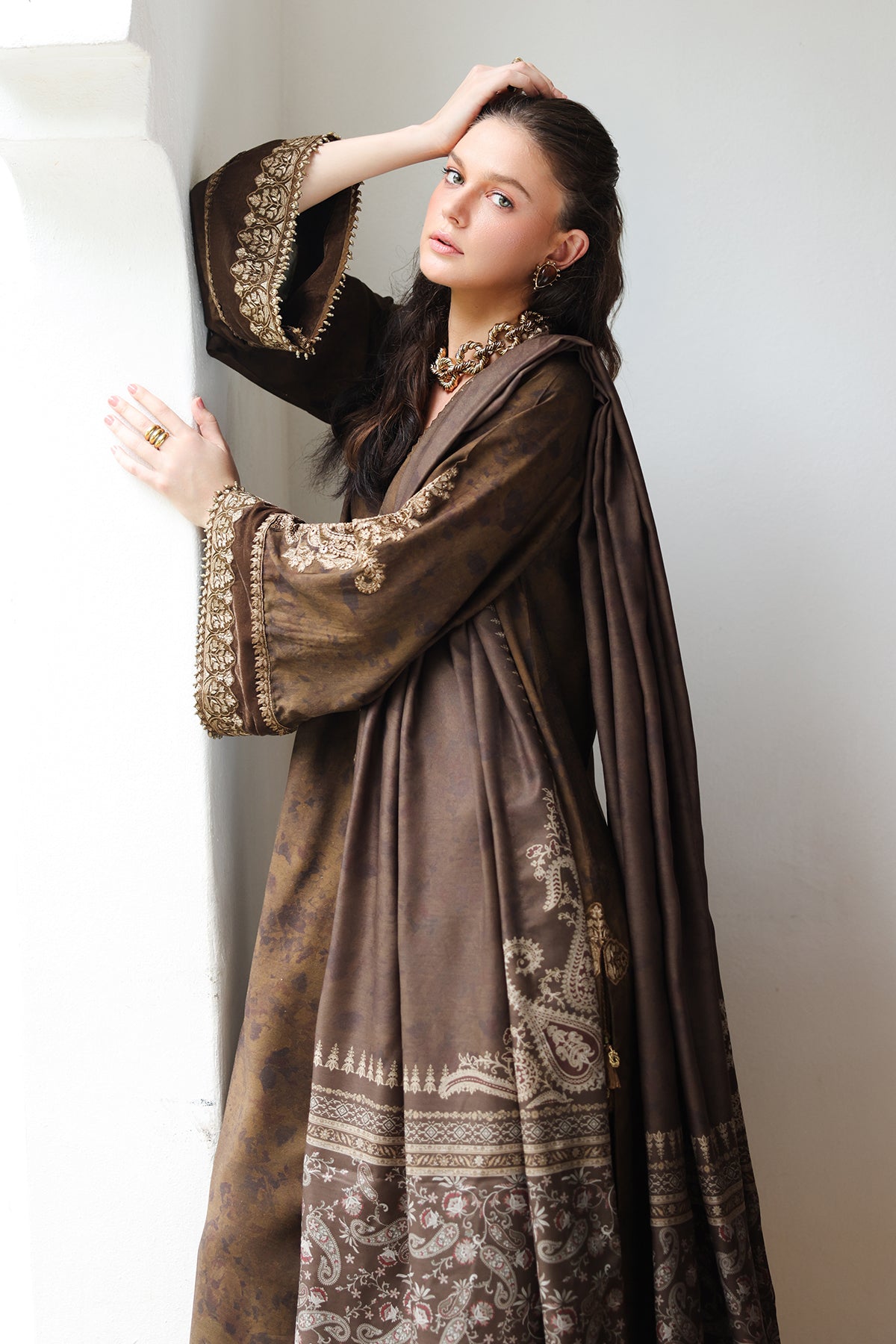 EMBROIDERED VISCOSE SILK SF-4619