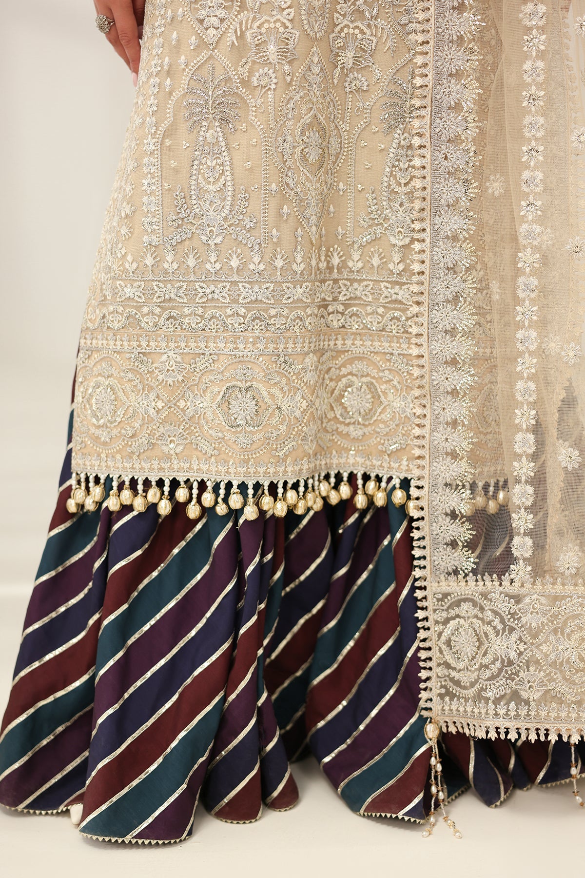 EMBROIDERED NET UF-4183