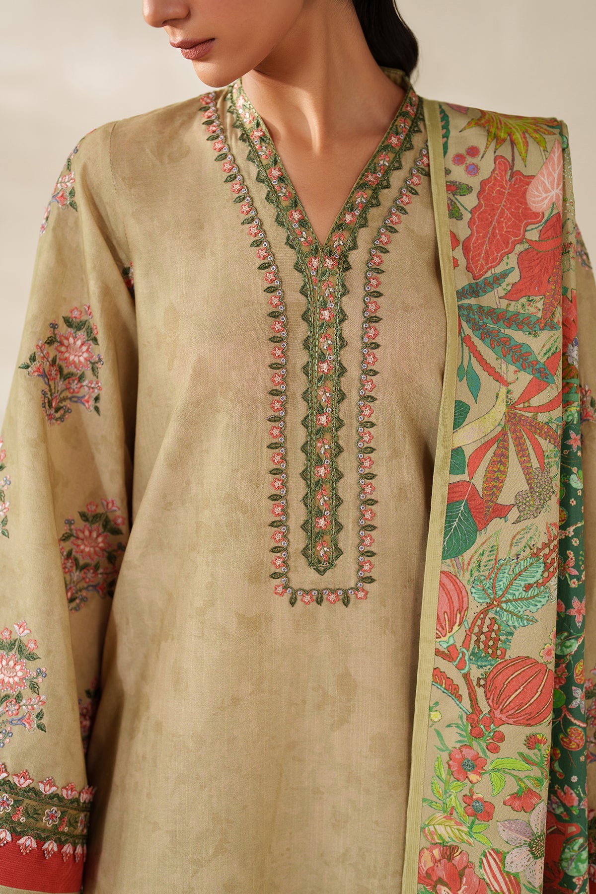 EMBROIDERED KHADDAR SF-4342