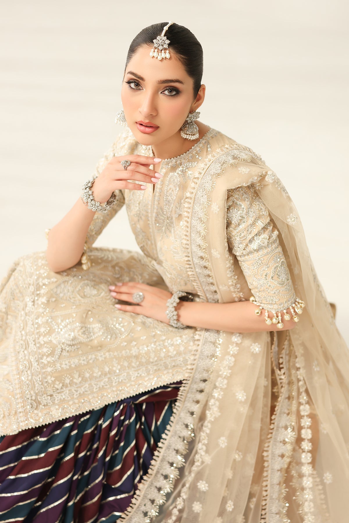 EMBROIDERED NET UF-4183