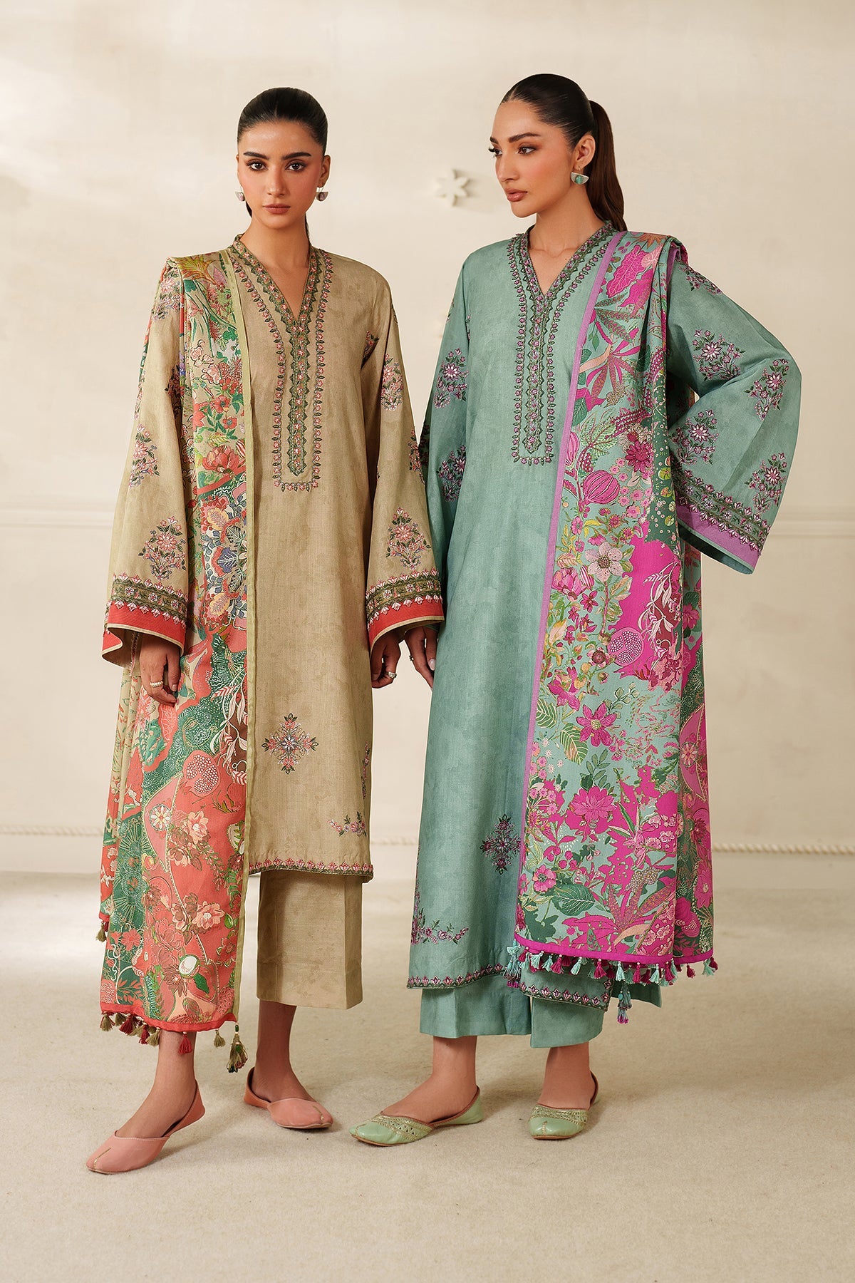 EMBROIDERED KHADDAR UF-4343