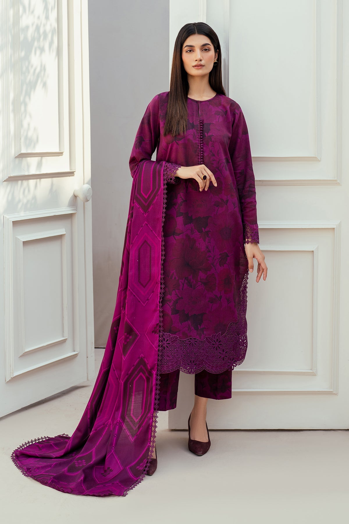 PRINTED KHADDAR SF-4009