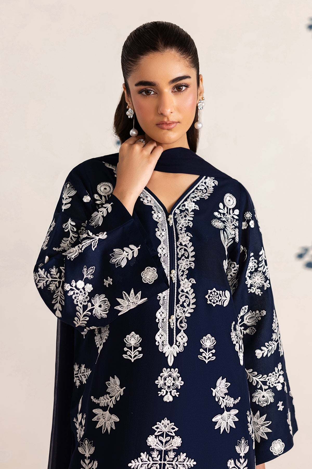 EMBROIDERED LAWN SF-4464
