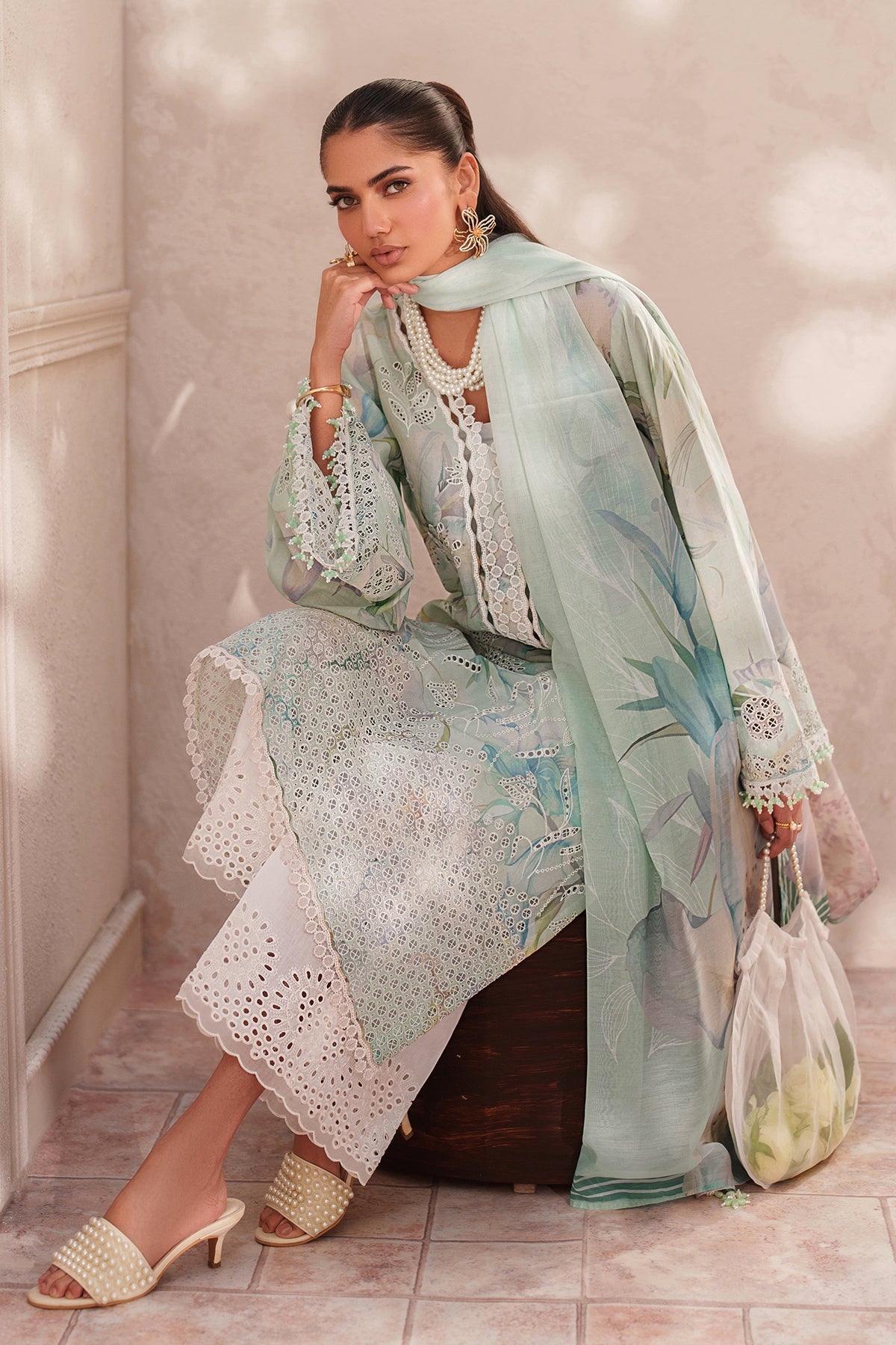 EMBROIDERED LAWN UF-4410