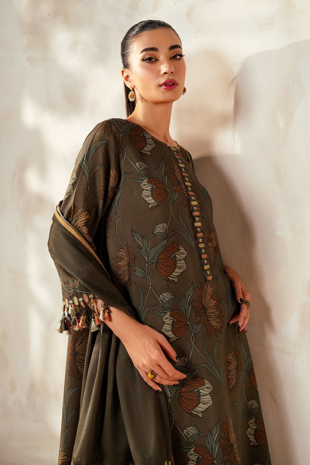 EMBROIDERED KHADDAR SF-4028