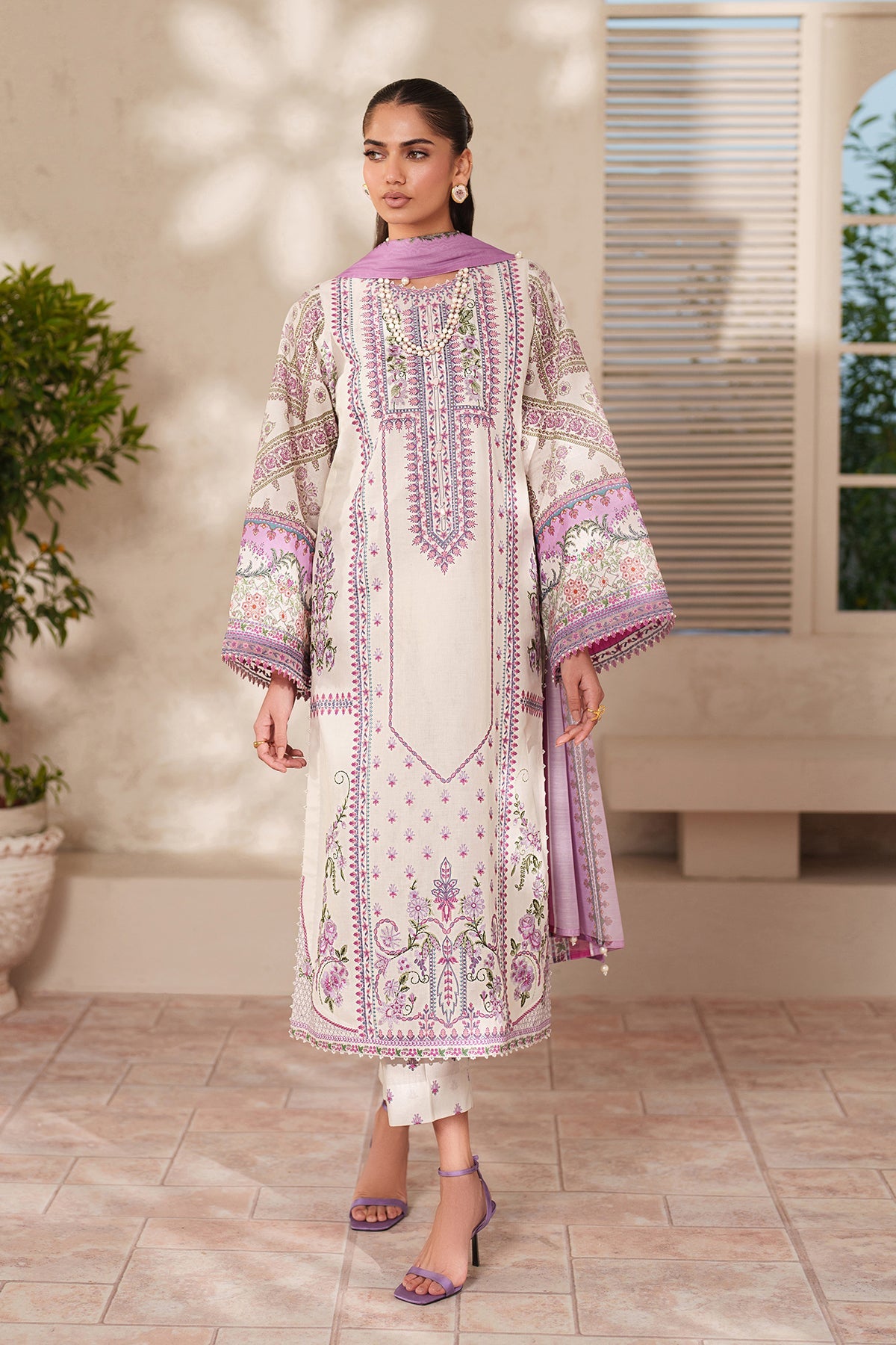 EMBROIDERED LAWN SF-4411