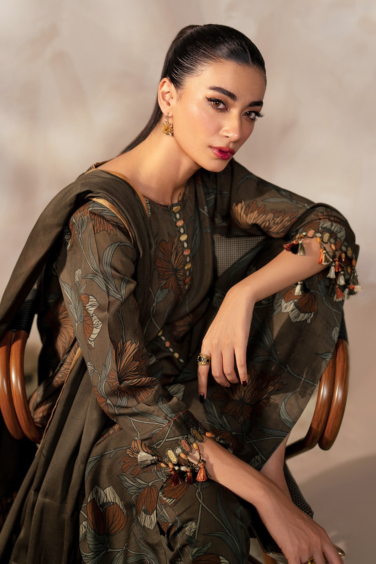 EMBROIDERED KHADDAR SF-4028