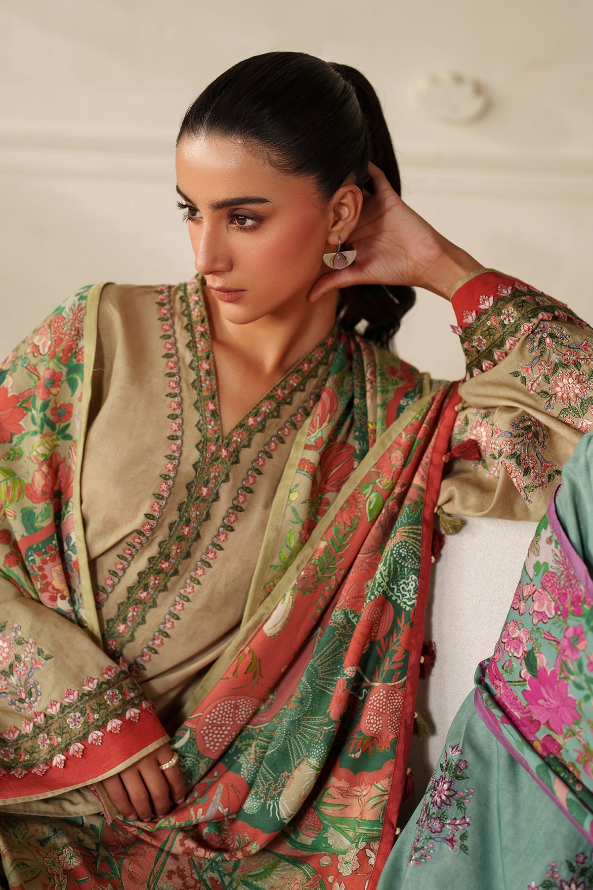 EMBROIDERED KHADDAR UF-4343