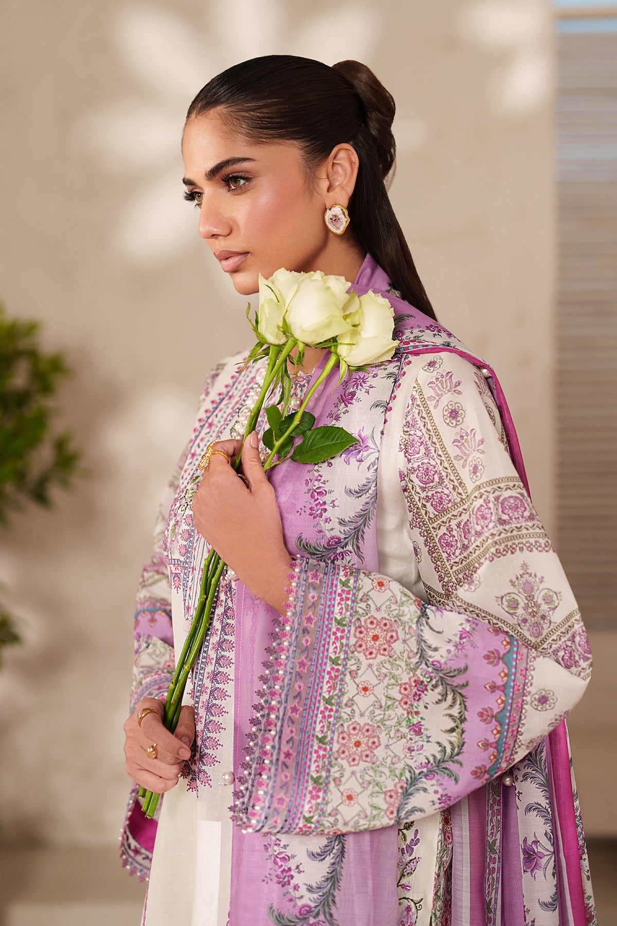 EMBROIDERED LAWN SF-4411