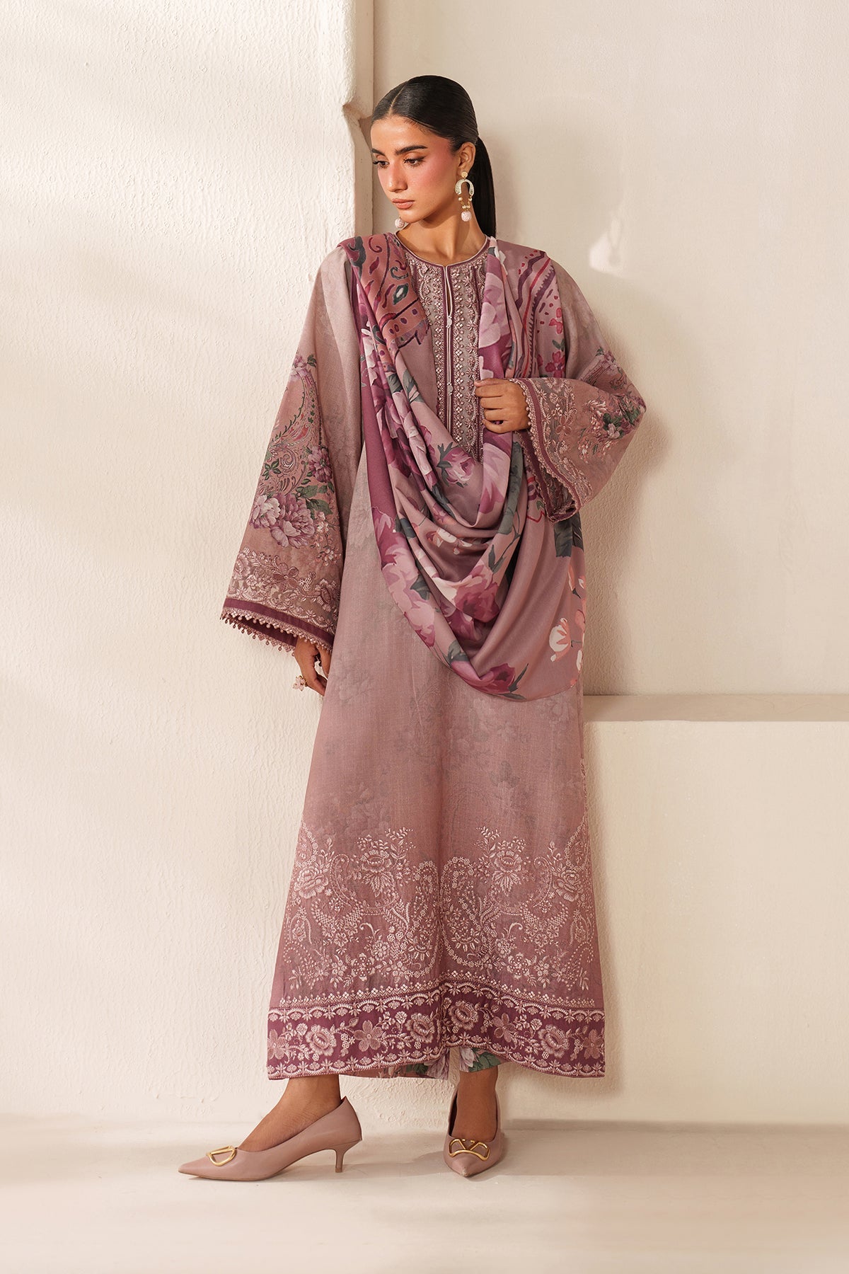 EMBROIDERED KHADDAR SF-4360