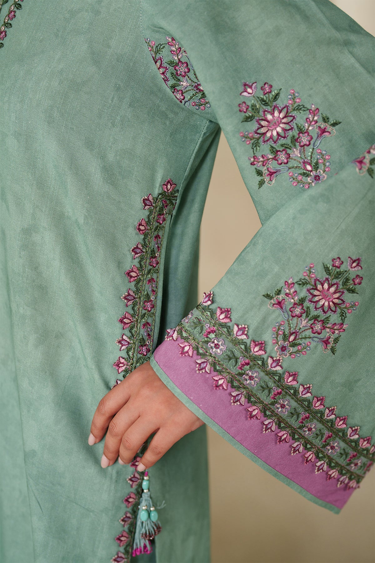 EMBROIDERED KHADDAR SF-4343