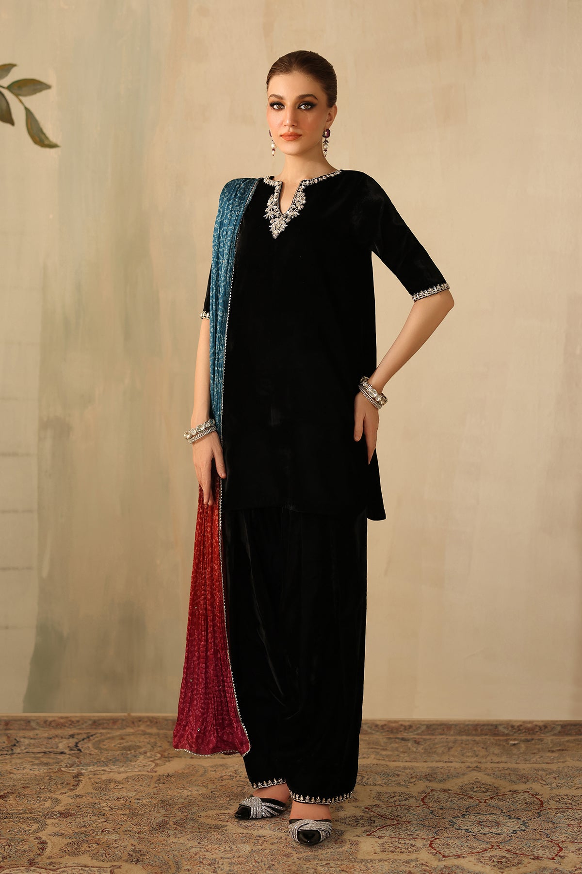 EMBROIDERED VELVET PR-1224