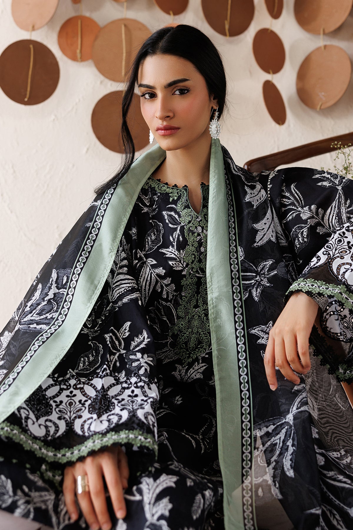 EMBROIDERED LAWN UF-4515