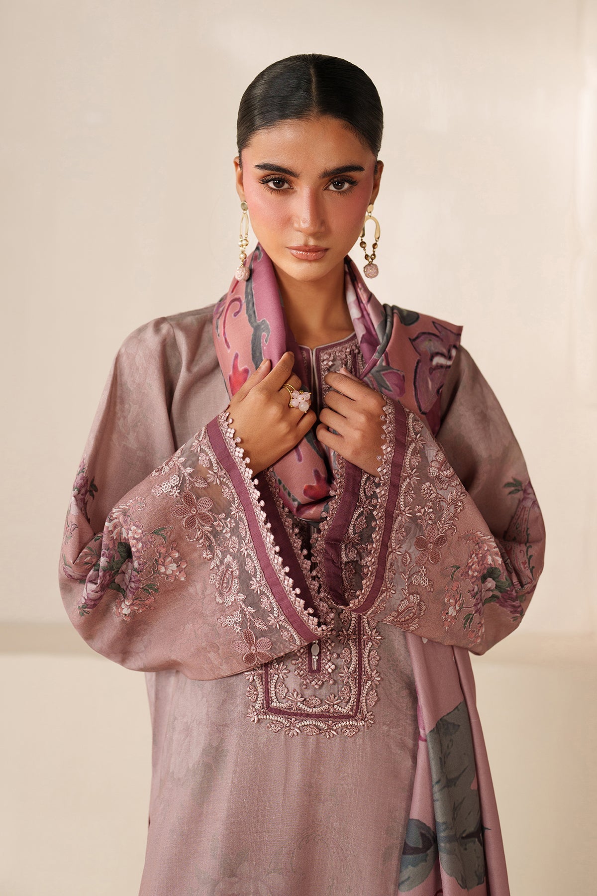 EMBROIDERED KHADDAR SF-4360