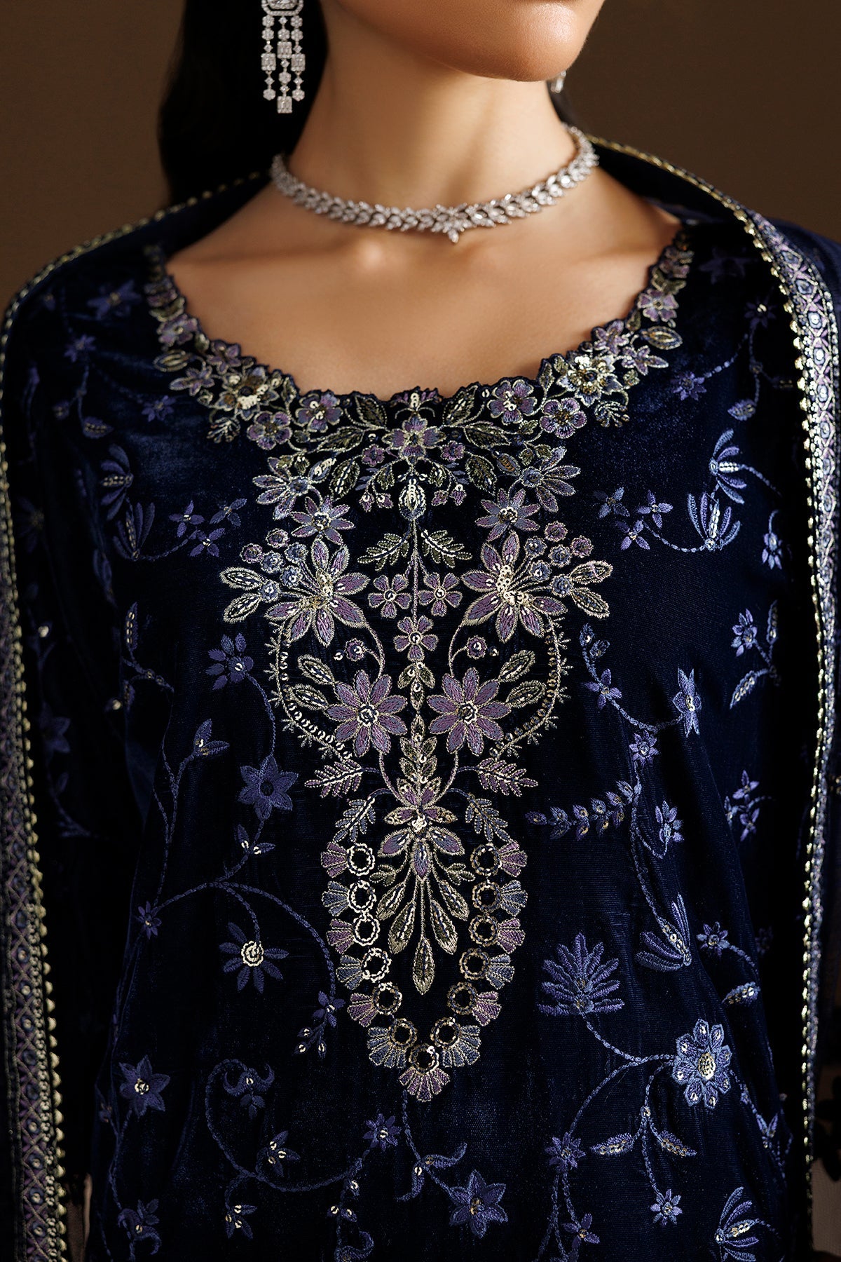 EMBROIDERED VELVET UF-4555