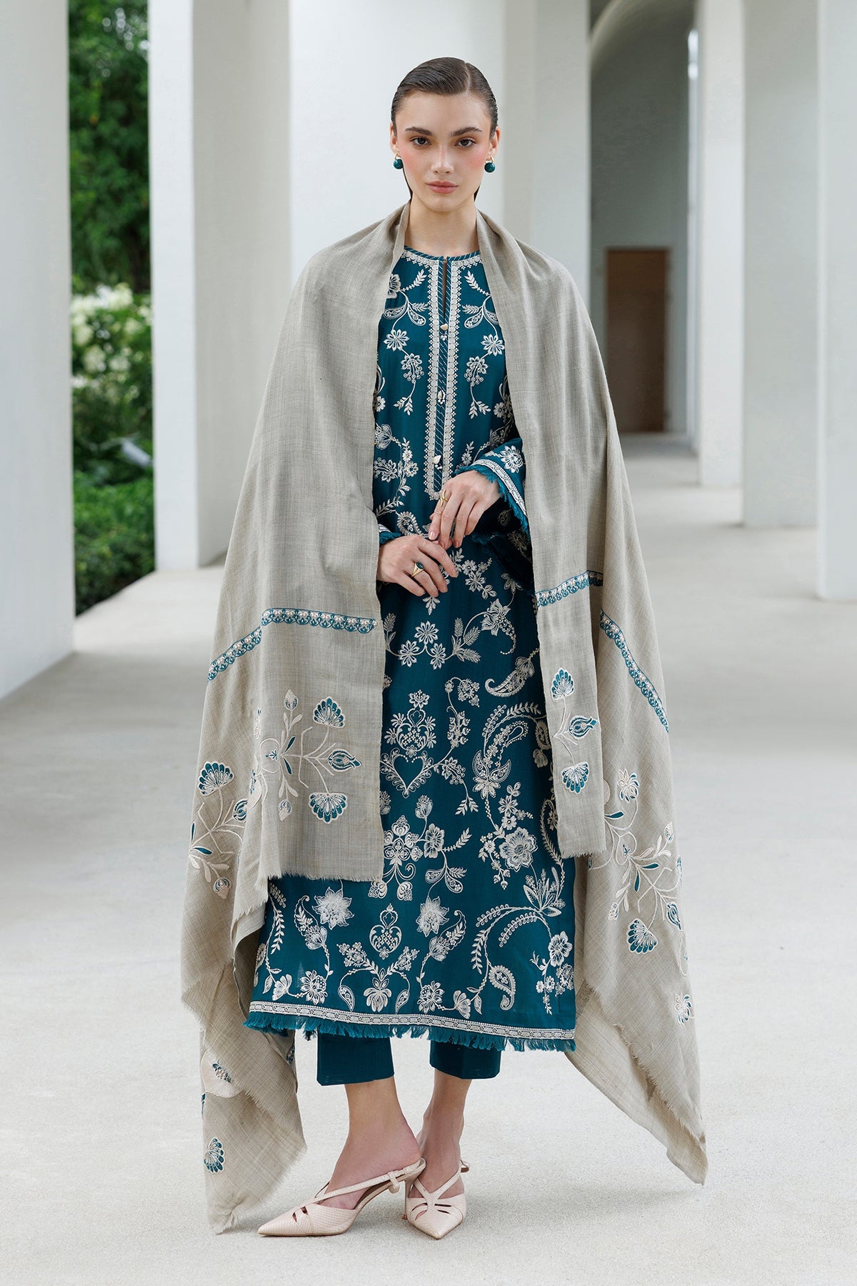 EMBROIDERED KHADDAR UF-4594