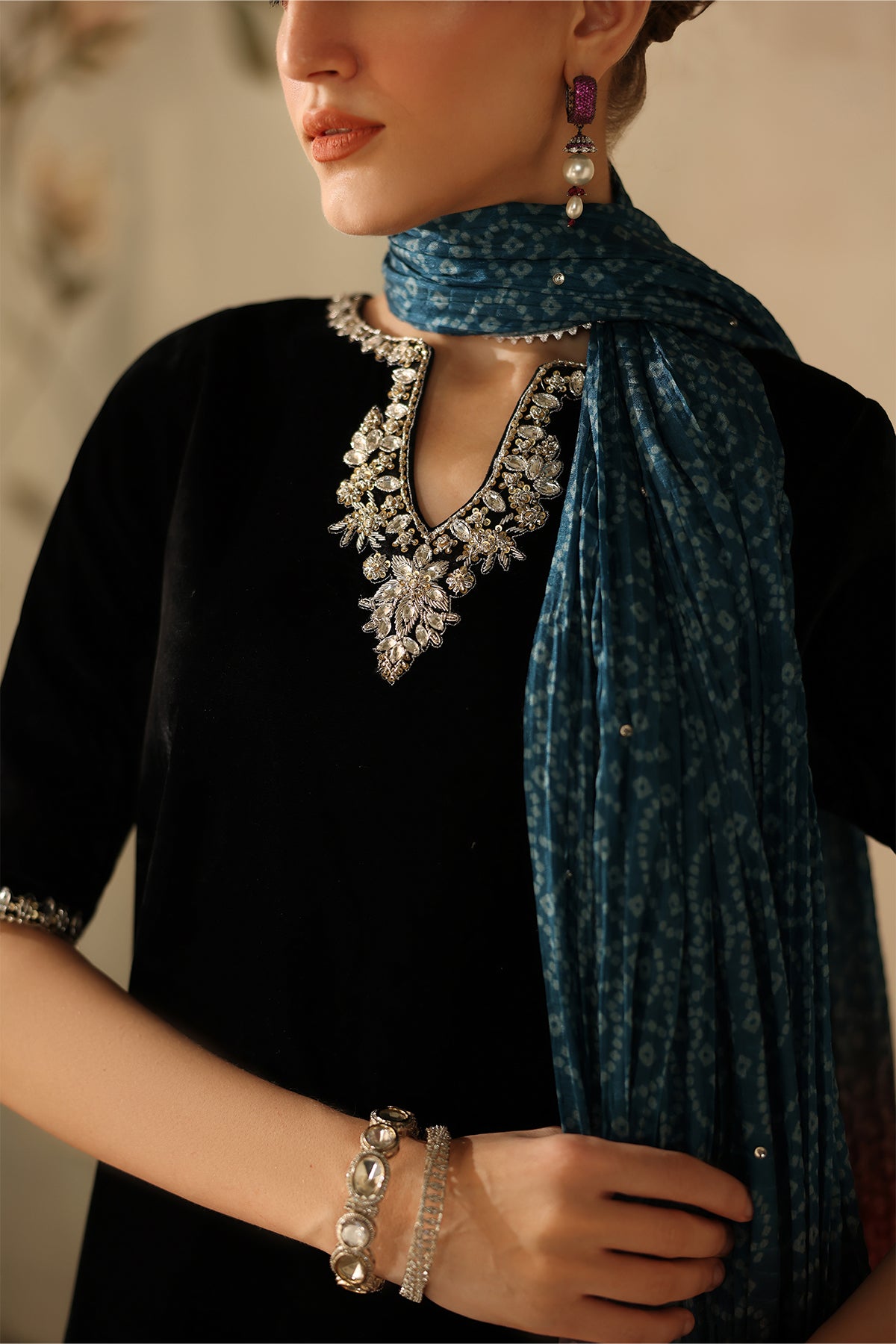 EMBROIDERED VELVET PR-1224