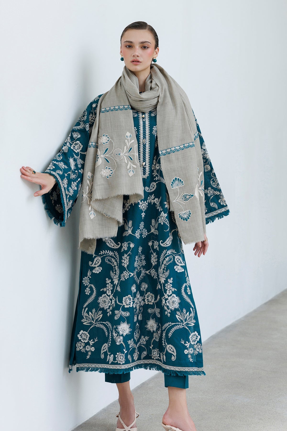 EMBROIDERED KHADDAR UF-4594
