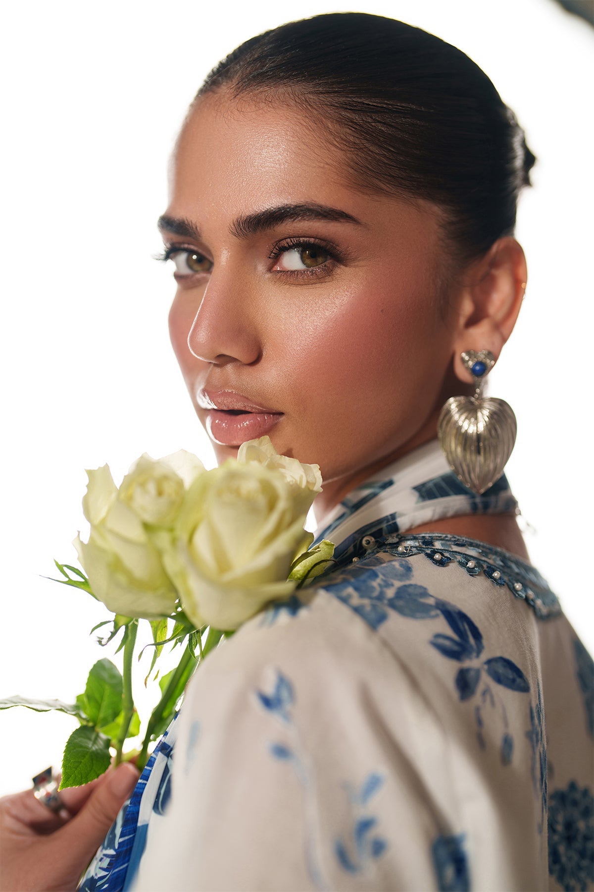 EMBROIDERED LAWN UF-4413