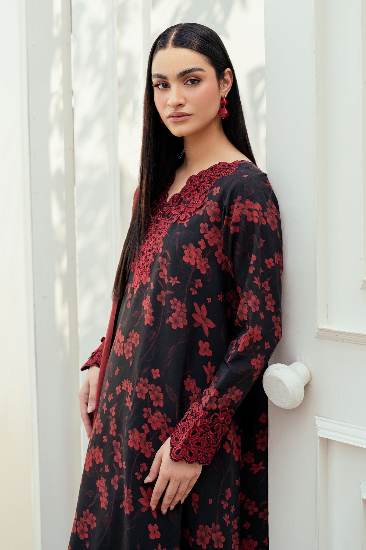 EMBROIDERED KHADDAR UF-4010