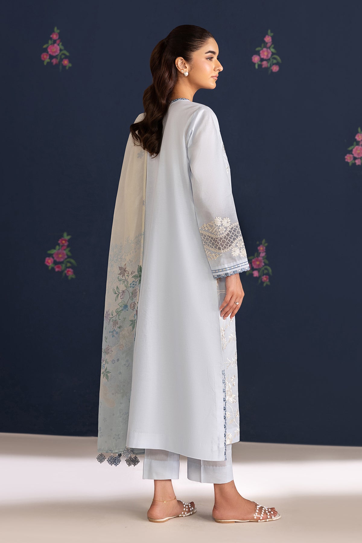 EMBROIDERED LAWN SF-4466