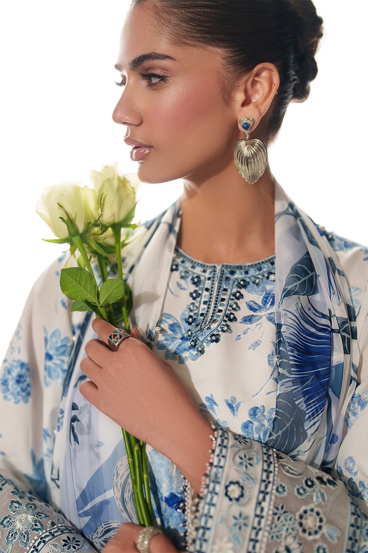 EMBROIDERED LAWN UF-4413