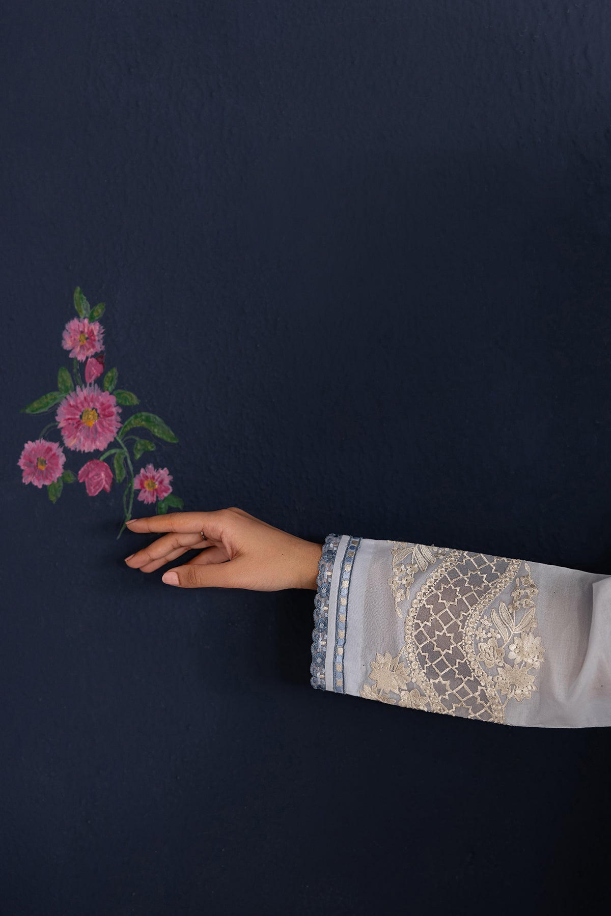 EMBROIDERED LAWN SF-4466