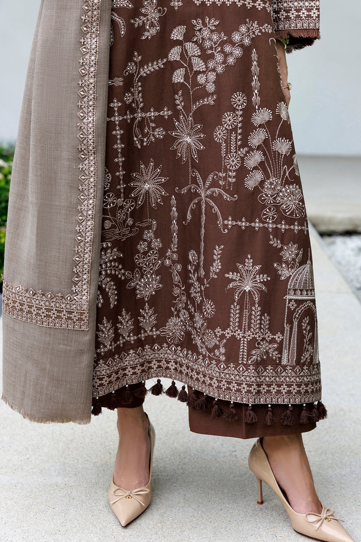 EMBROIDERED KHADDAR SF-4598