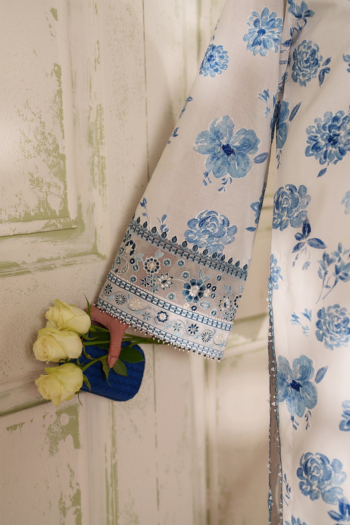 EMBROIDERED LAWN UF-4413