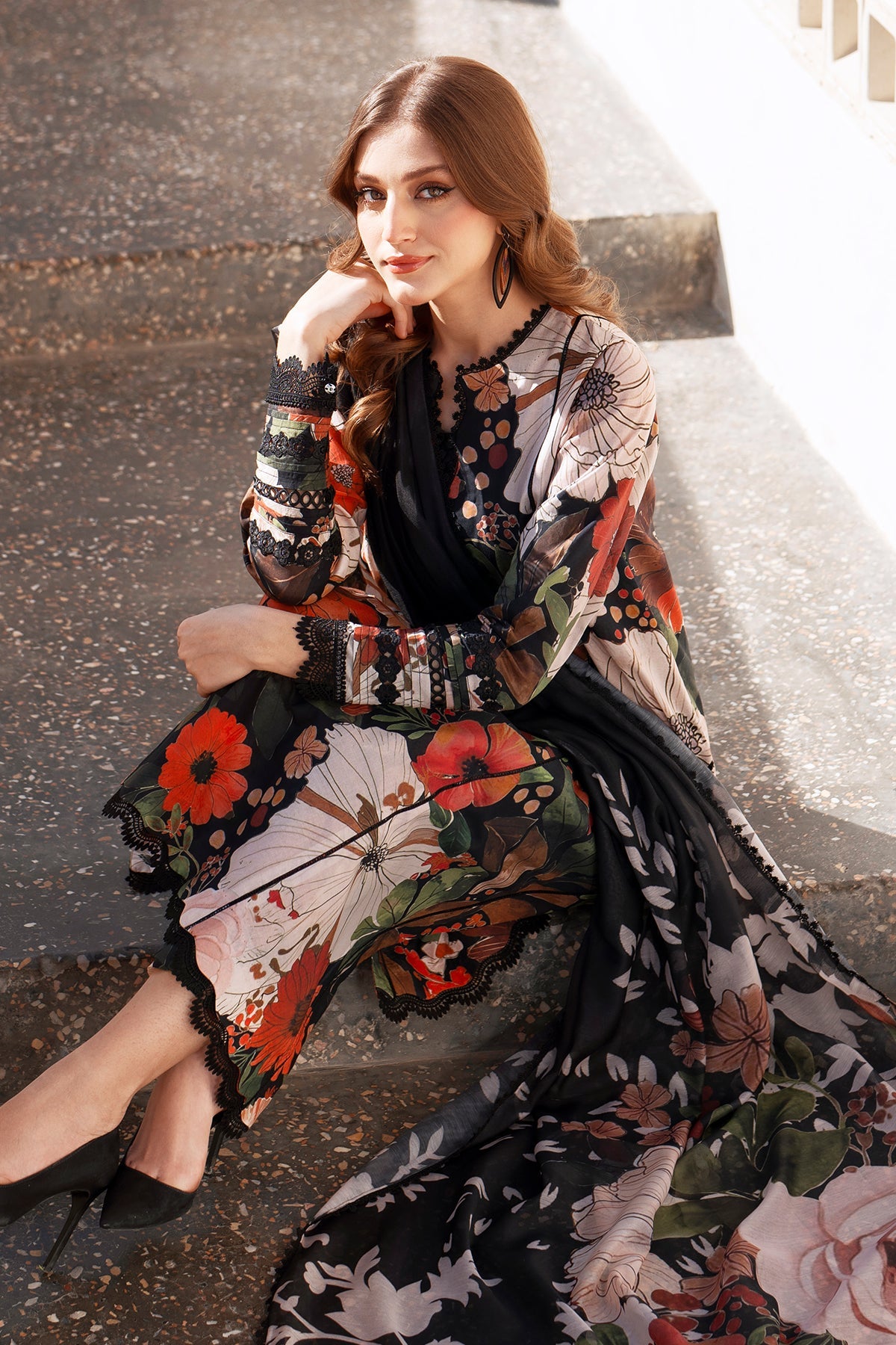 EMBROIDERED PRINTED LAWN UF-4065