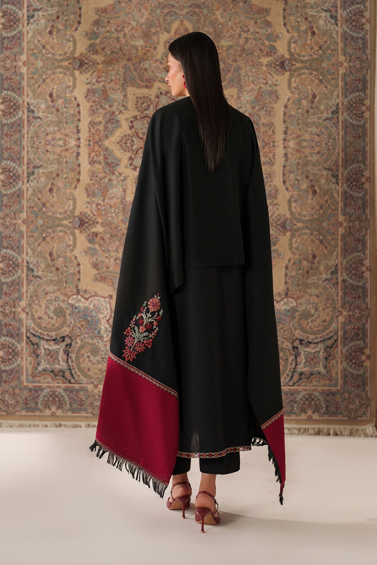 EMBROIDERED KHADDAR UF-4346