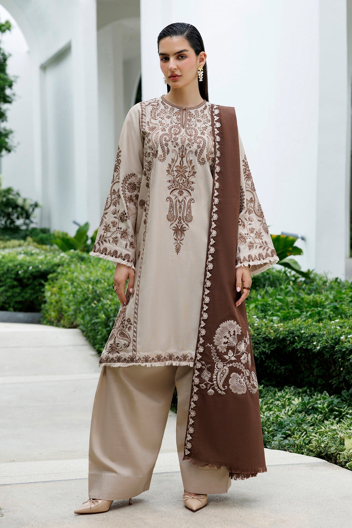 EMBROIDERED KHADDAR SF-4595