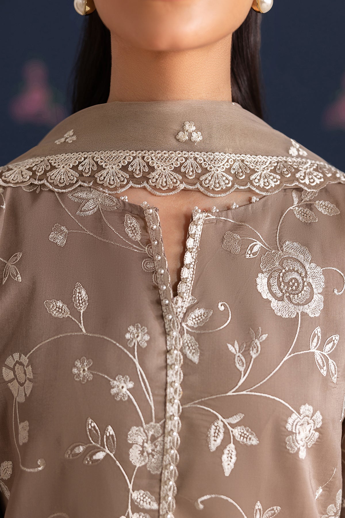 EMBROIDERED LAWN SF-4467