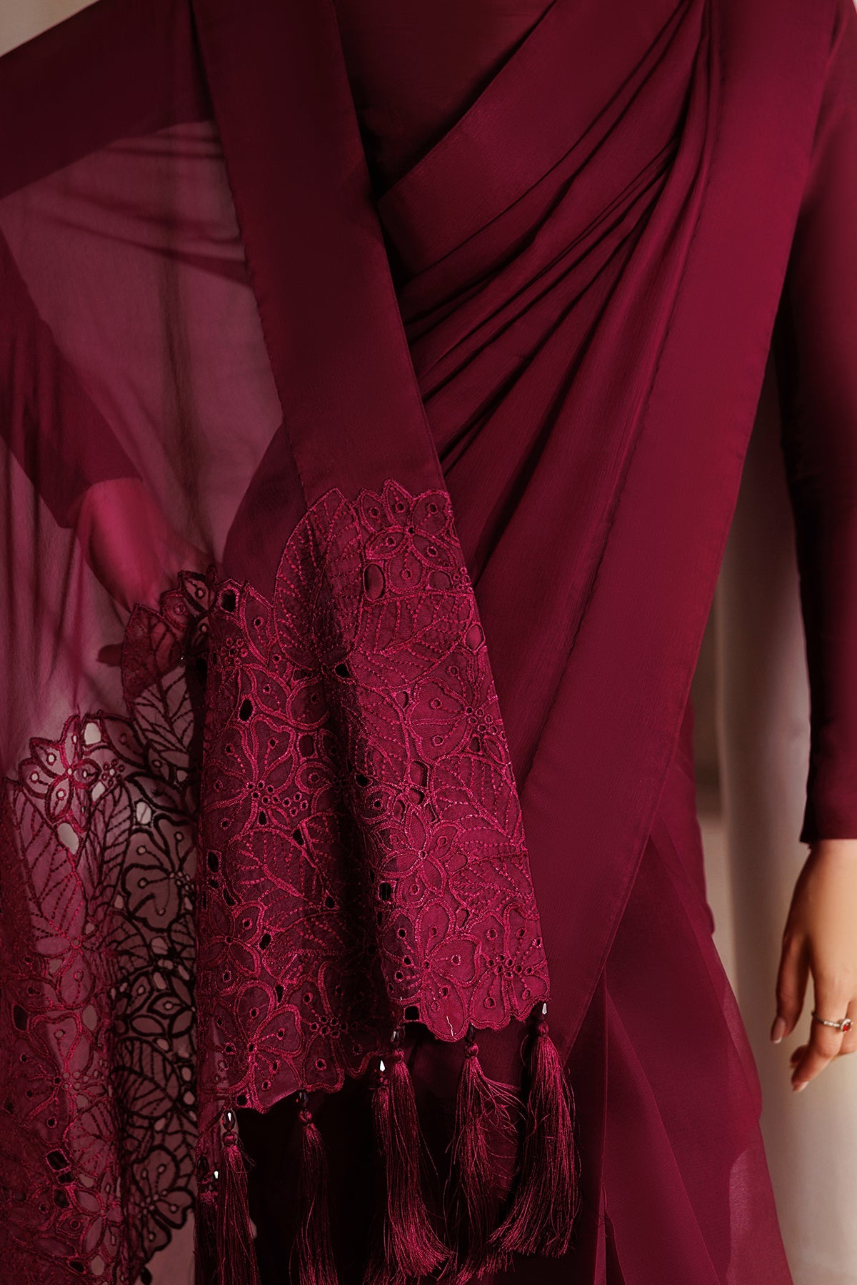 EMBROIDERED CHIFFON SAREE EN-1395