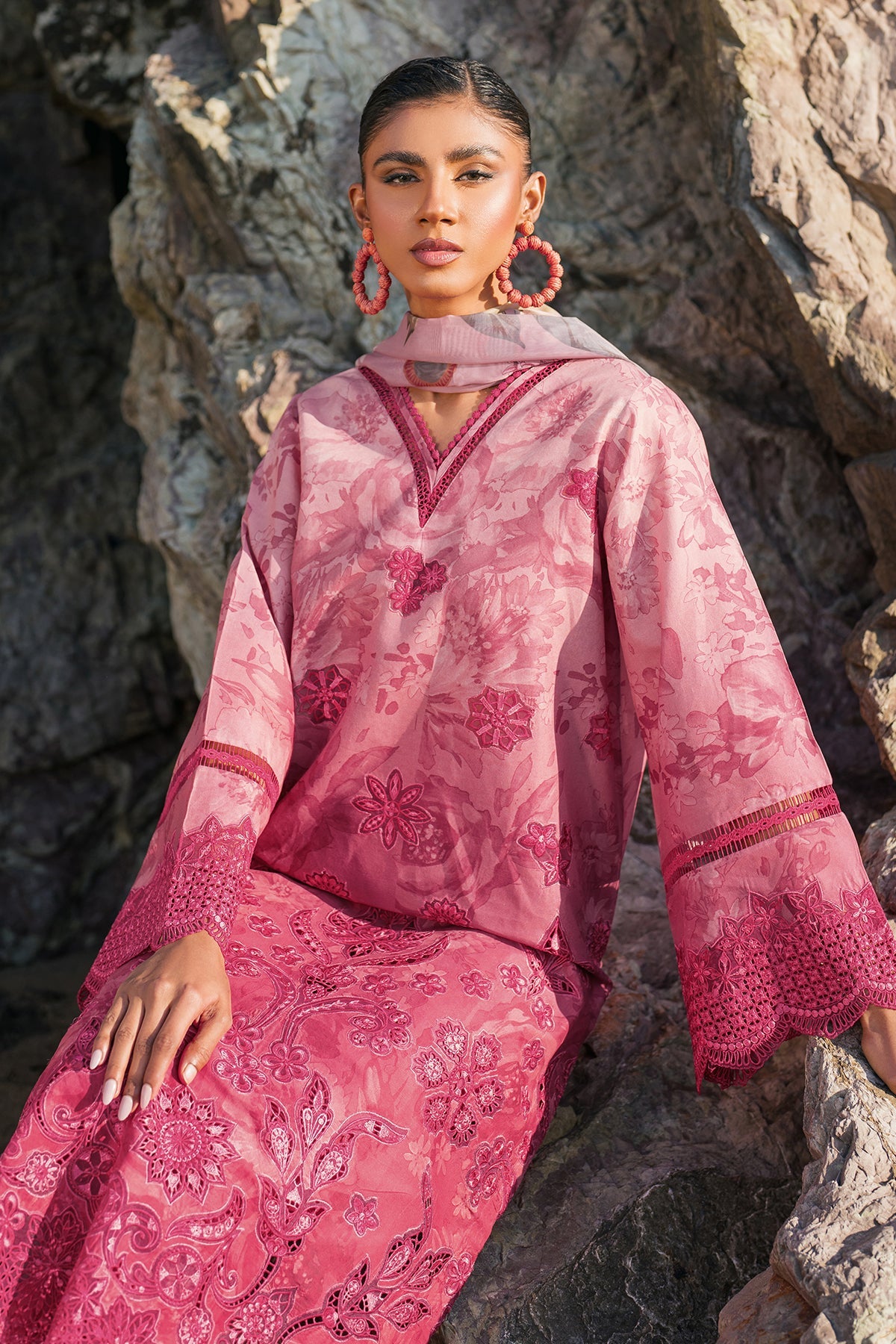 EMBROIDERED PRINTED LAWN SF-4128