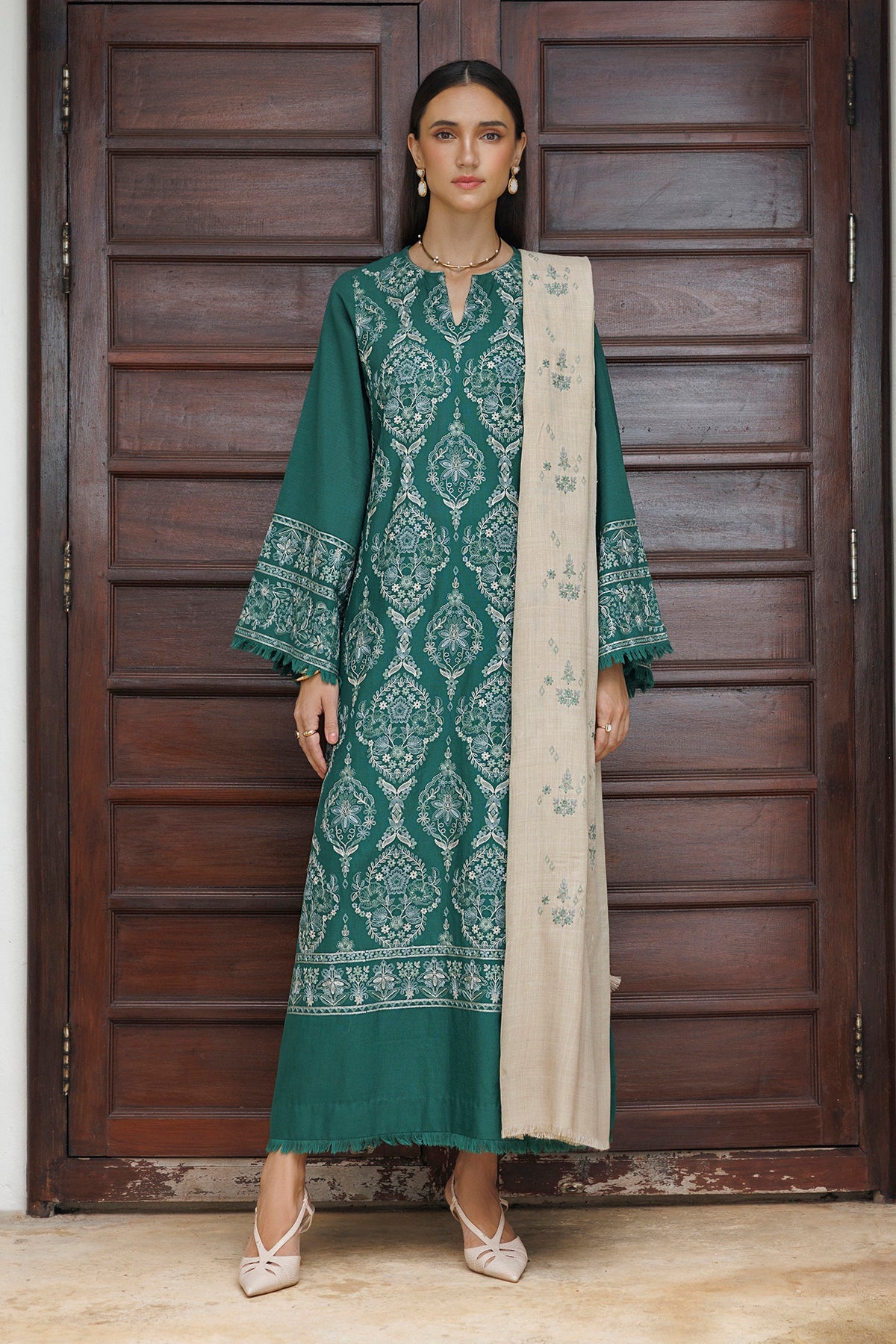 EMBROIDERED KHADDAR UF-4586