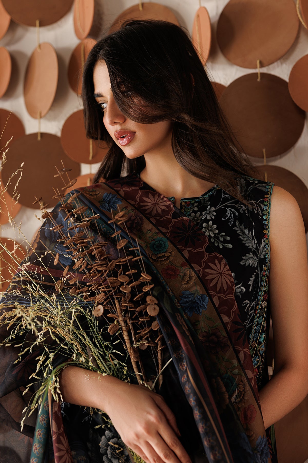 EMBROIDERED LAWN UF-4516
